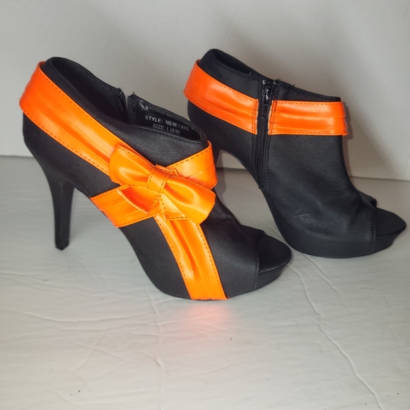 Rue21 Peep Toe Stilleto Ankle Booties - Picture 8 of 12